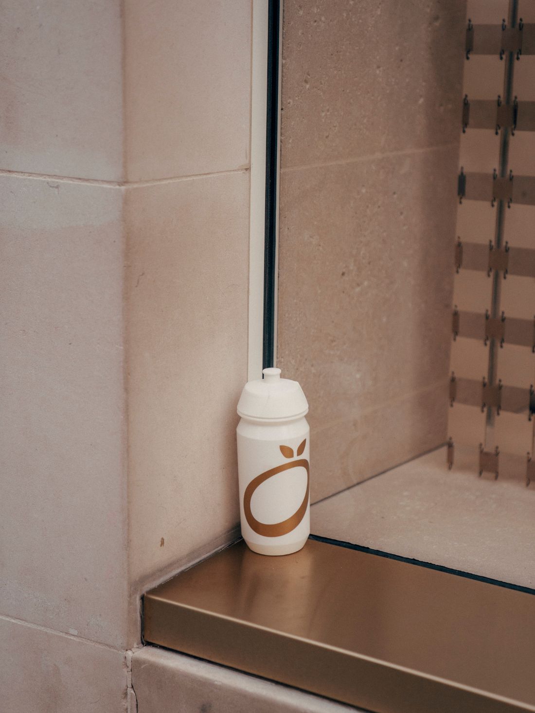 Icon Bottle