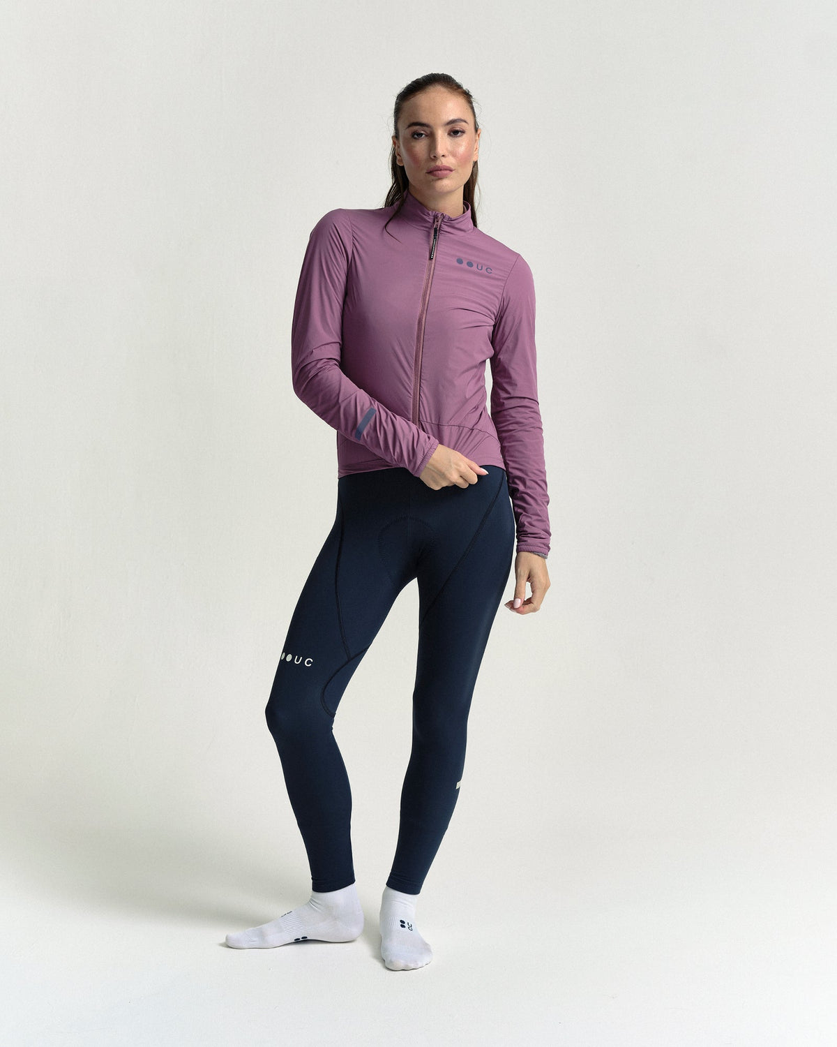 Model wearing the Women's Mono Insulated Jacket in Dusty Rose.