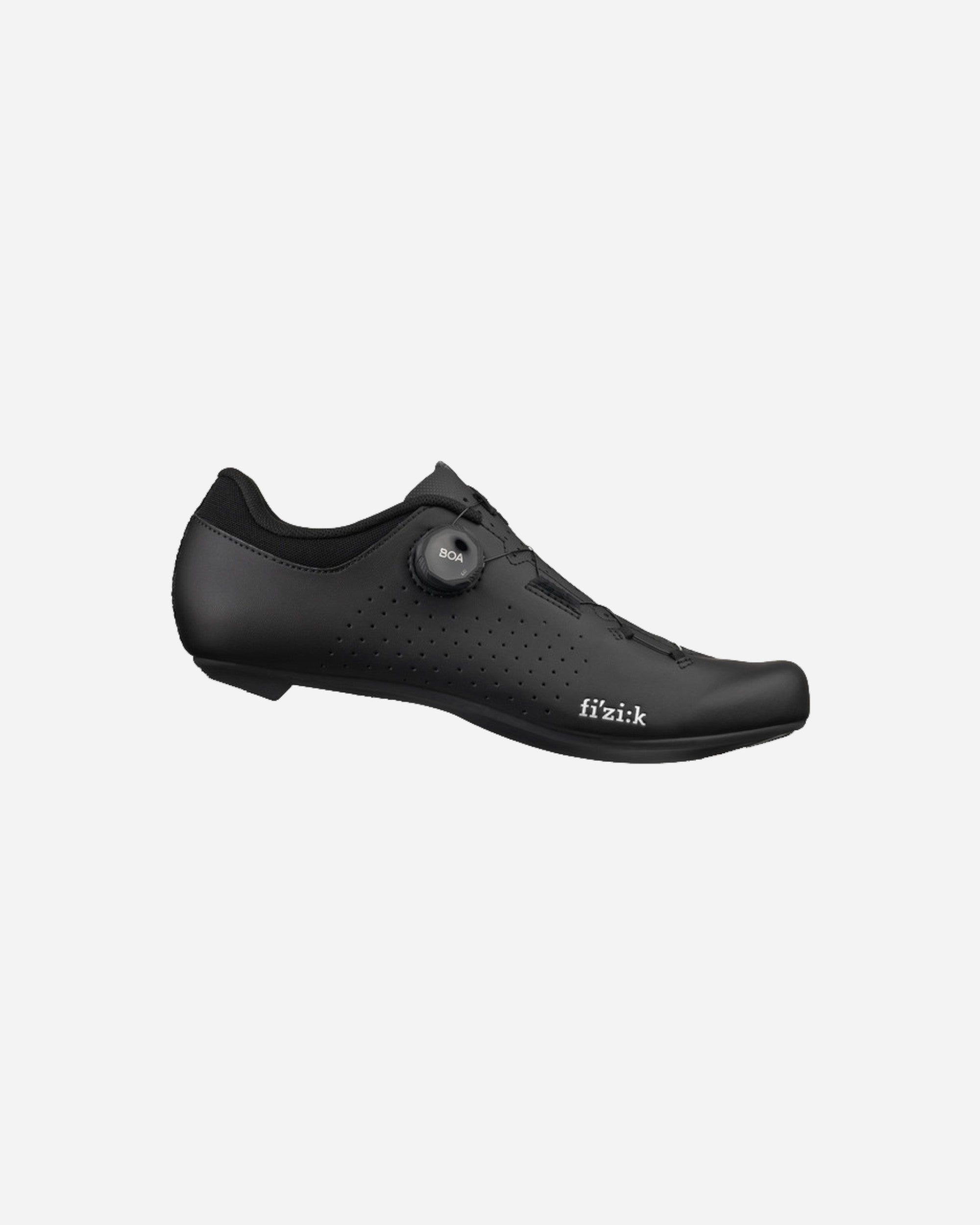 Moloko Cycling Ltd. Fizik Vento Omna wide fit road cycling shoes in black with perforated PU upper and BOA dial